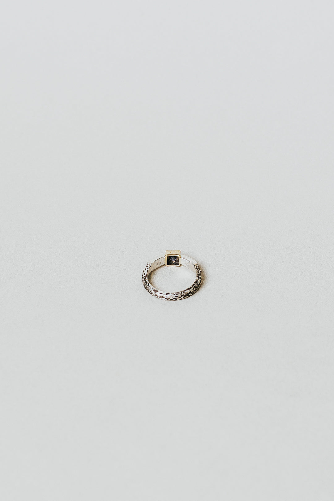 Axis Ring